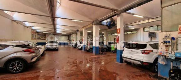 Gewerbliche Immobilie in Bologna, Italy 1800m², Nr. 327198 11