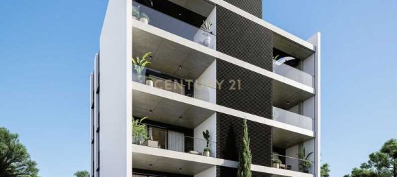 3 bedrooms Penthouse in Limassol, Cyprus No. 20271 4