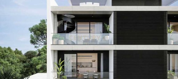 3 bedrooms Penthouse in Limassol, Cyprus No. 20271 2