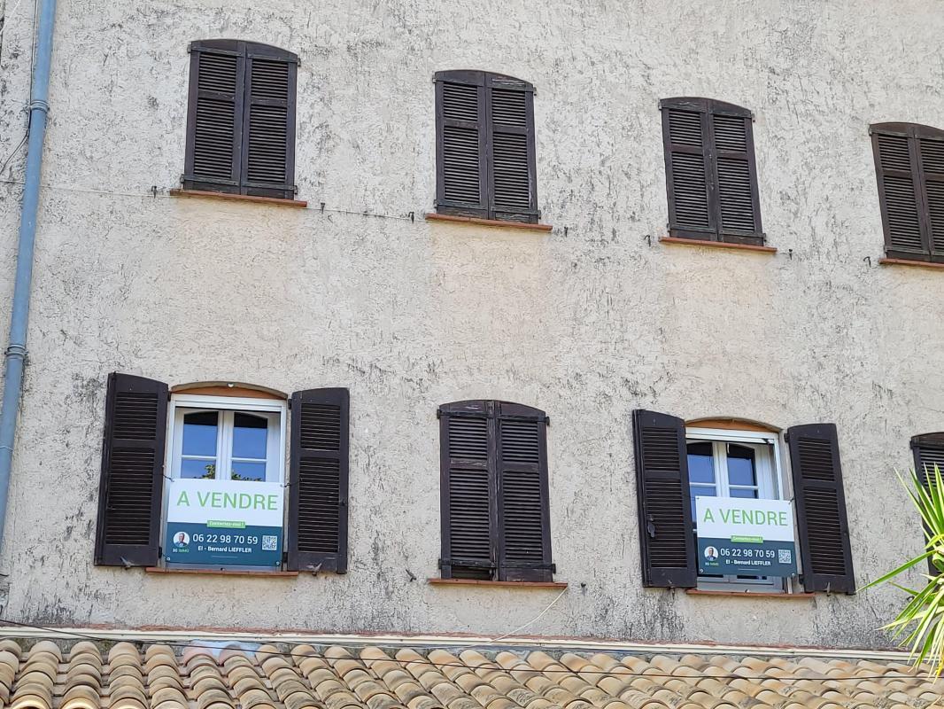 2 chambres Appartement à Claviers, France No. 197754