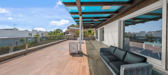 8 bedrooms Villa in Marbella, Spain No. 178974 5