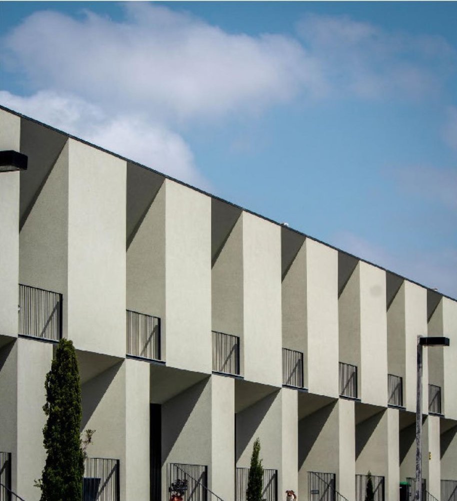 Вилла с 4 спальнями в Матозиньюш, Португалия № 6659