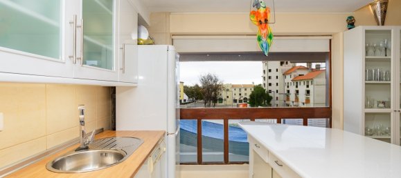 3 bedrooms Penthouse in Loule, Portugal No. 74455 9