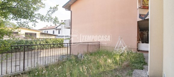 3 bedrooms Apartment in Treviglio, Italy No. 286546 10