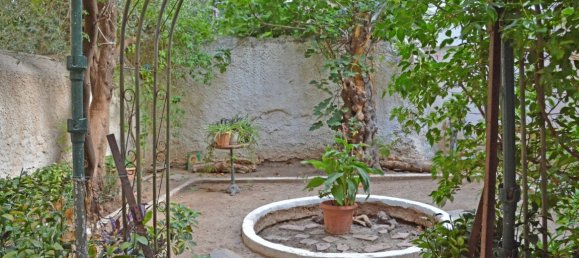8 Schlafzimmer Gewerbliche Immobilien in Athens, Greece, Nr. 5008 3