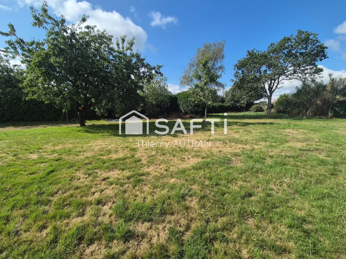 1656m² Land in Molac, France No. 287351