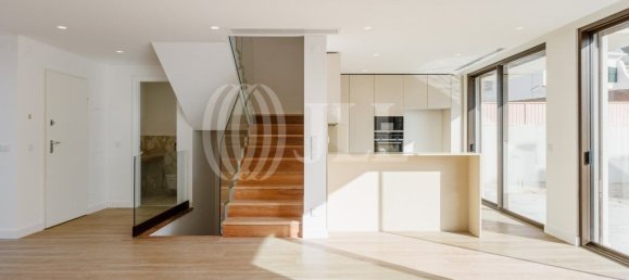 4 bedrooms House in Cascais, Portugal No. 171516 7