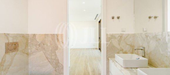 4 bedrooms House in Cascais, Portugal No. 171516 24