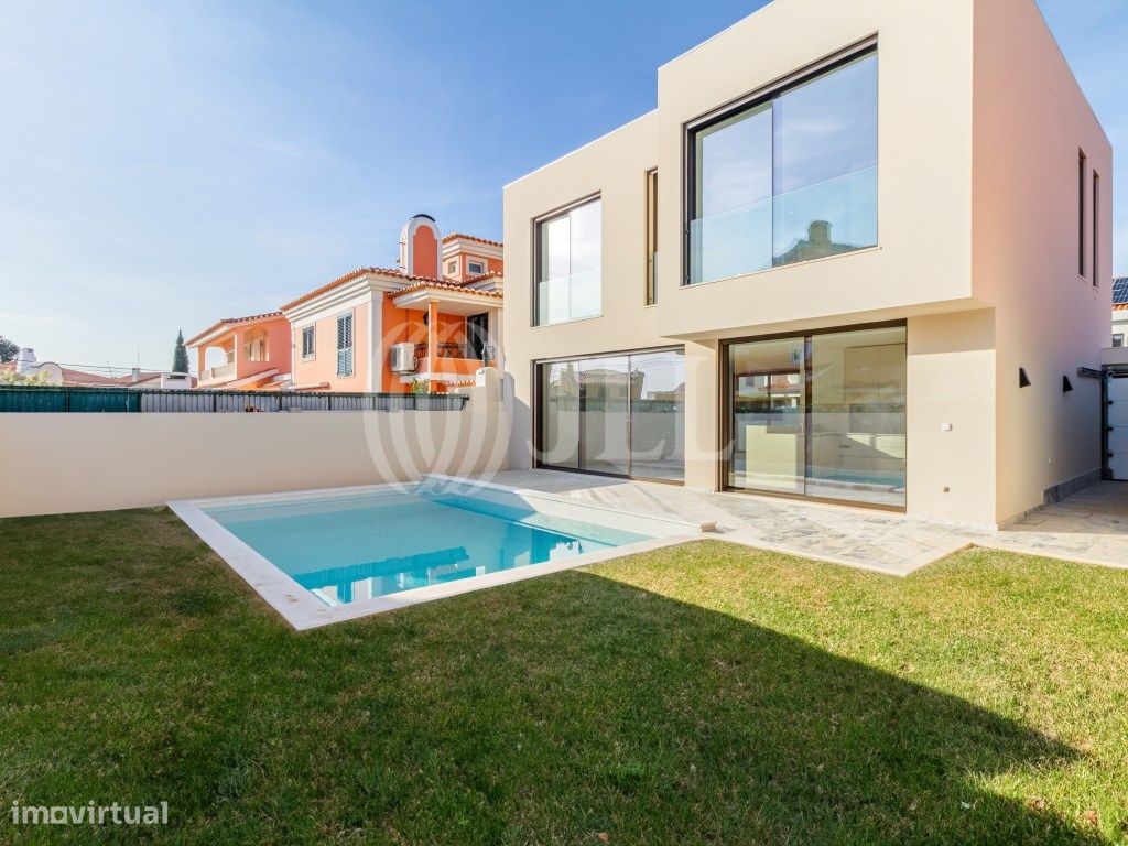 4 bedrooms House in Cascais, Portugal No. 171516