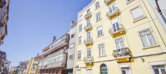 3 bedrooms Duplex in Lisbon, Portugal No. 74099 2