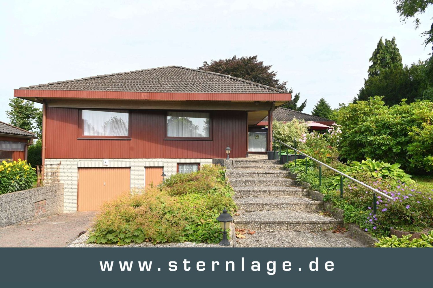 Бунгало с 7 комнатами в Pinneberg, Германия № 306462