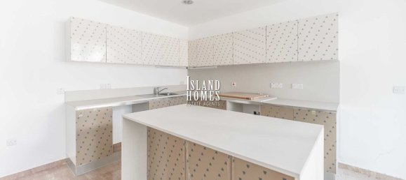 3 غرف نوم منزل في Deryneia, Cyprus رقم 23944 8