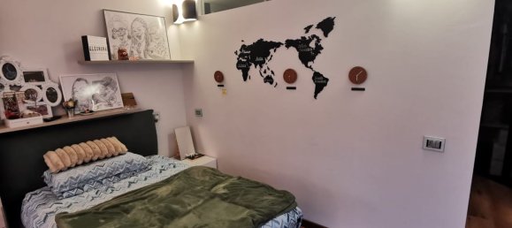 4-salle Appartement à Crema, Italy No. 87915 10