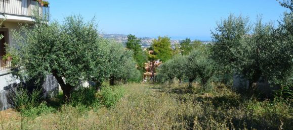 قطعة أرض في Montesilvano, Italy 1872متر مربع رقم 103512 4