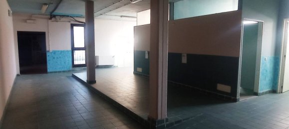 5-Zimmer Gewerbliche Immobilie in Quarrata, Italy, Nr. 39718 11