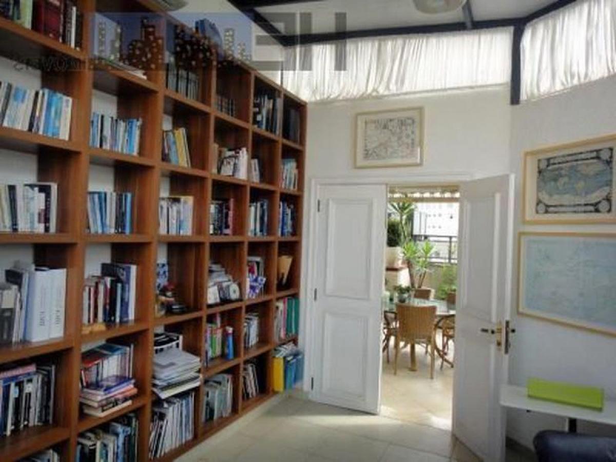 4 bedrooms House in Sao Paulo, Brazil No. 439617