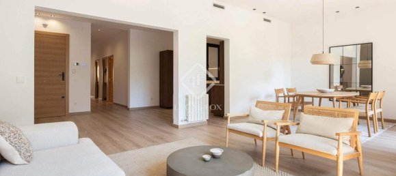 3 bedrooms Apartment in Barcelona, Spain No. 182756 9
