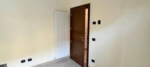2 rooms Apartment in Massarosa, Italy No. 40162 3