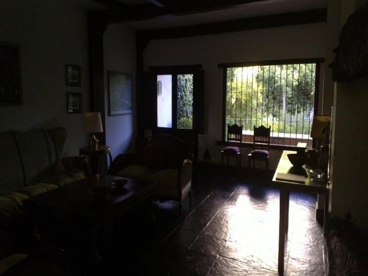 4 Schlafzimmer Haus in Buenos Aires, Argentina, Nr. 81073