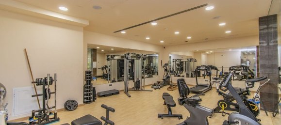 4 bedrooms Apartment in Malaga, Spain No. 130000 13