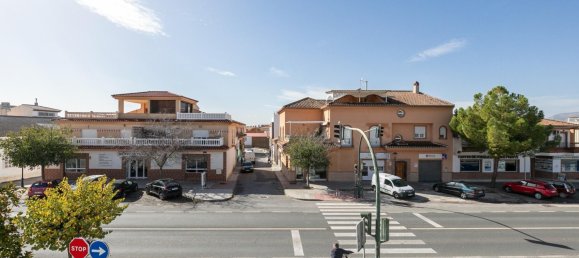 5 bedrooms Townhouse in Pinos Puente, Spain No. 29611 15