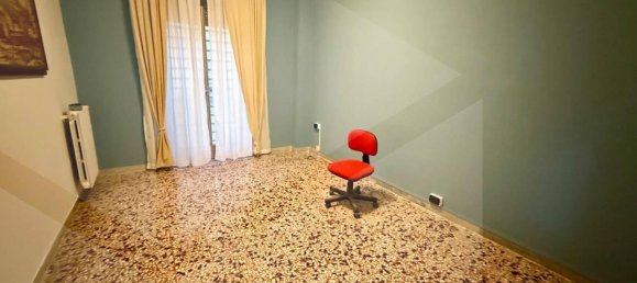 4-salle Appartement à Bisceglie, Italy No. 31912 15