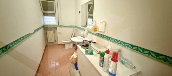 4-salle Appartement à Bisceglie, Italy No. 31912 17