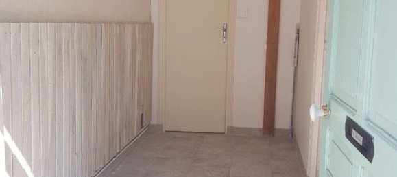 2 bedrooms House in Saint-Amand-Montrond, France No. 92645 5