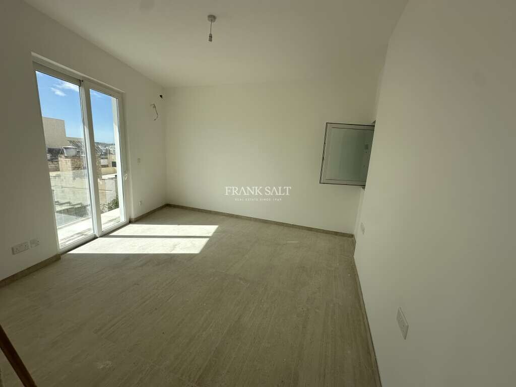 Квартира с 2 спальнями в Бирзеббуджа, Мальта № 1456