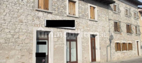 5 rooms Commercial property in Gorizia, Italy No. 270027 3