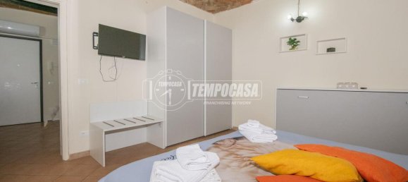 2 rooms Apartment in Modena, Italy No. 152481 9