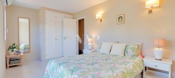 Villa de 3 dormitorios en Quarteira, Portugal No. 93135 28