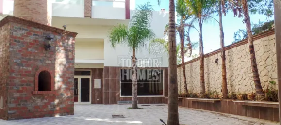 61m² Commercial property in Ferragudo, Portugal No. 138192 2