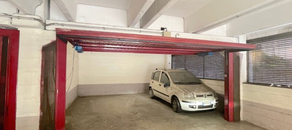 28m² Garage in Genoa, Italy No. 339297 5