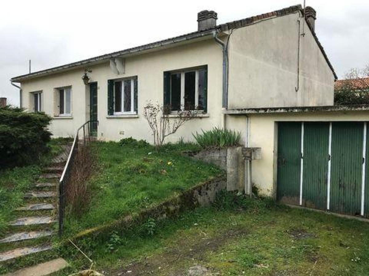 4 Schlafzimmer Haus in Pouzauges, France, Nr. 24986