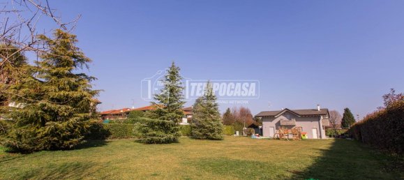 Villa de 5 habitaciónes en Magnago, Italy No. 35084 19