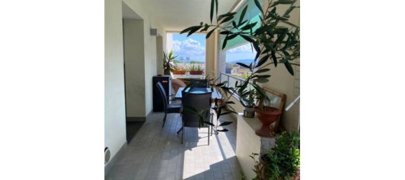 3 bedrooms Penthouse in Pisa, Italy No. 319674 8