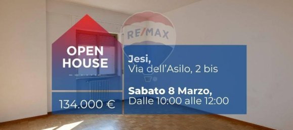 9-salle Appartement à Jesi, Italy No. 9135 2