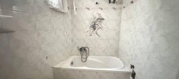 Квартира с 3 комнатами в Поли, Италия № 33989 30