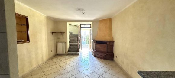 Квартира с 3 комнатами в Поли, Италия № 33989 17