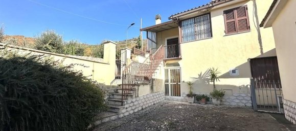 Квартира с 3 комнатами в Поли, Италия № 33989 15