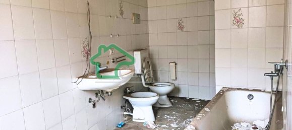 4-salle Appartement à Magnago, Italy No. 12787 6