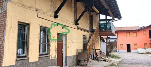 4-salle Appartement à Magnago, Italy No. 12787 29