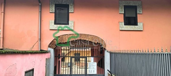 4-salle Appartement à Magnago, Italy No. 12787 32
