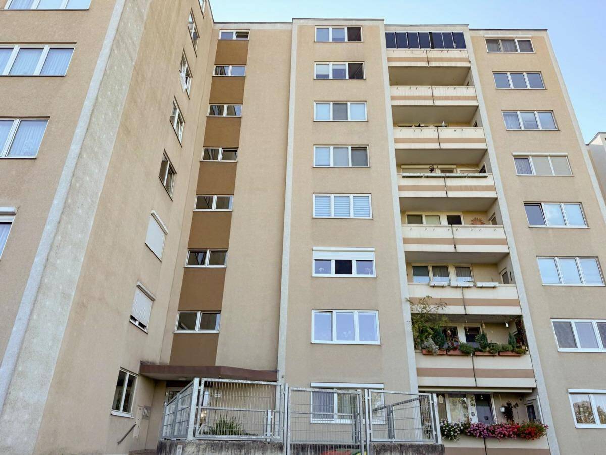 3-salle Appartement à Wiener Neustadt, Austria No. 233304