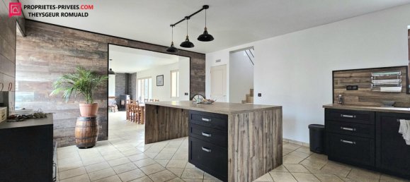 3 bedrooms House in Yonne, France No. 329204 3