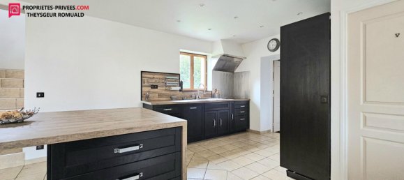 3 bedrooms House in Yonne, France No. 329204 4