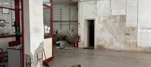 122m² Commercial property in Francavilla al Mare, Italy No. 293787 20