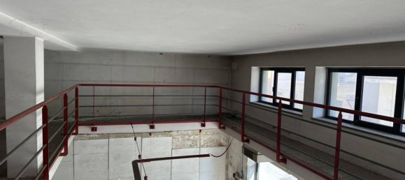 122m² Commercial property in Francavilla al Mare, Italy No. 293787 11