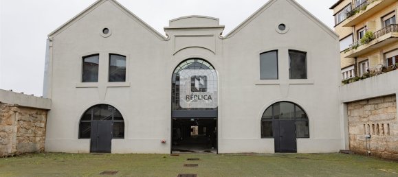 Edifício em Porto, Portugal 2393 m² N.º 146087 35